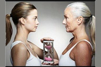 Por la mujer y la vejez en Bogotá