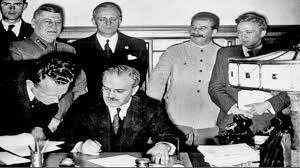 Creación en Londres del CÓMITE DE NO-INTERVENCIÓN