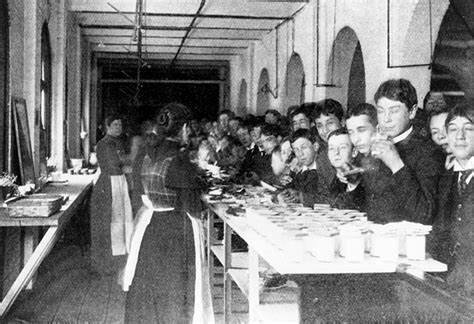 Ellen Swallow Richards begins School Lunch Program