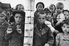 SEGUNDA GUERRA MUNDIAL - "INFANCIA MUERTA"
