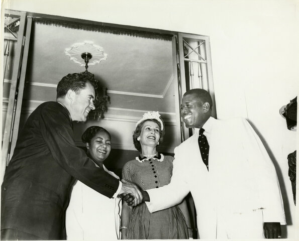 Vice-Présiden des États-Unis Richard Nixon a visité Haïti