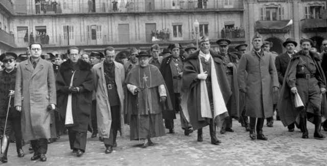 Pastoral de todos los obispos apoyando el nuevo régimen de Franco