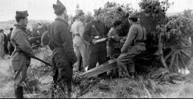 Yagüe toma Zafra, Almendralejo y Badajoz