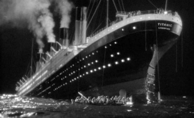 There was still alot of people on the ship.