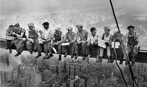 en la década de 1960 las personas se consideraron como recursos fundamentales