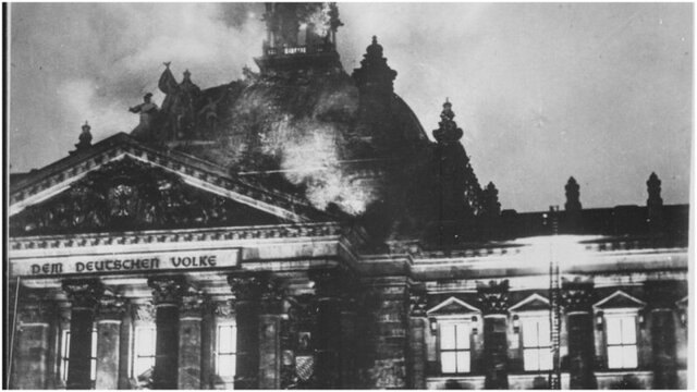 Hitler, canciller alemán. Incendio del Reichstag