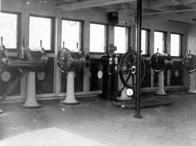 The captain went to the bridge.