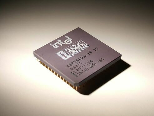 El Intel 80386