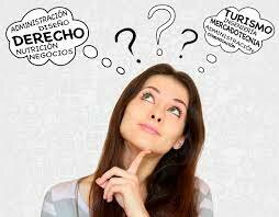 AL FINALIZAR EL CUARTO SEMESTRE DE PREPARATORIA