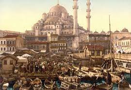 Constantinopla, La Nueva Capital del Imperio.