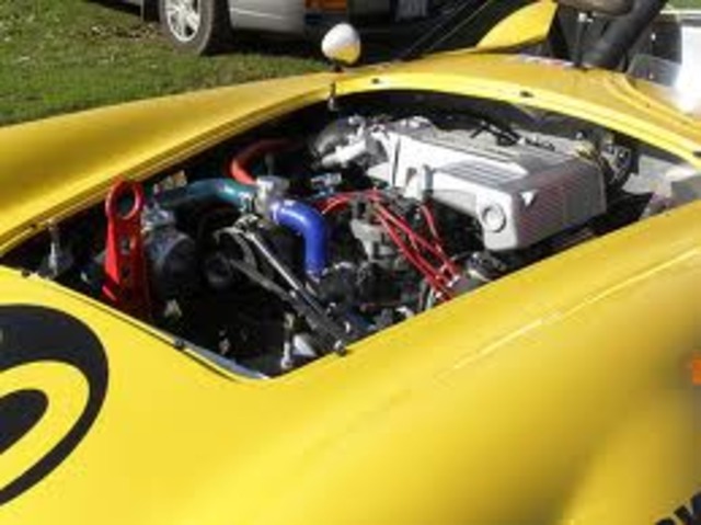 Electronic Fuel injection for cars invented.