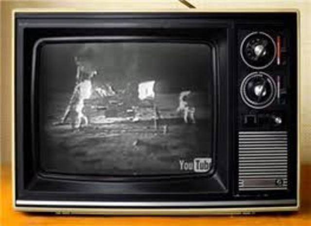 July 20: TV transmission from the moon watched by 600 million people