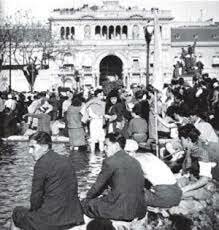 Las organizaciones y el personal tomó otra línea