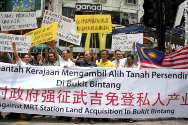 Bukit Bintang traders protest MRT land grab