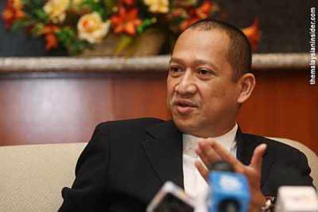 Nazri steps in to lobby for realignment