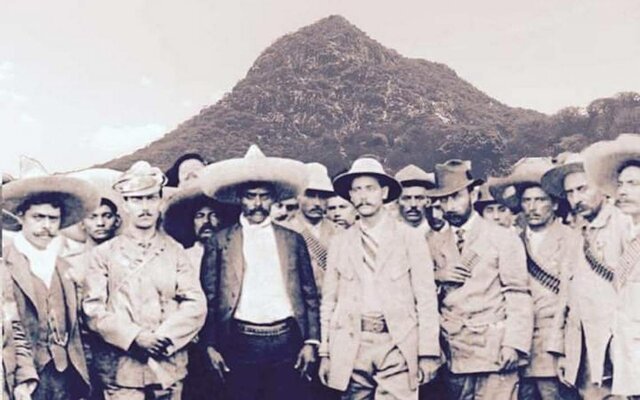 Emiliano Zapata toma la ciudad de Huehuetlan.