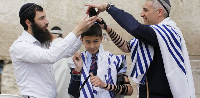 Cuando yo tenía trece años, había tenido un Bar Mitzvah.