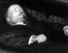 Muerte de Lenin primera constitución de la URSS ( URSS)