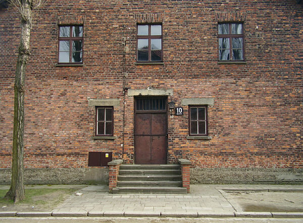 Last Concentration Camp closed