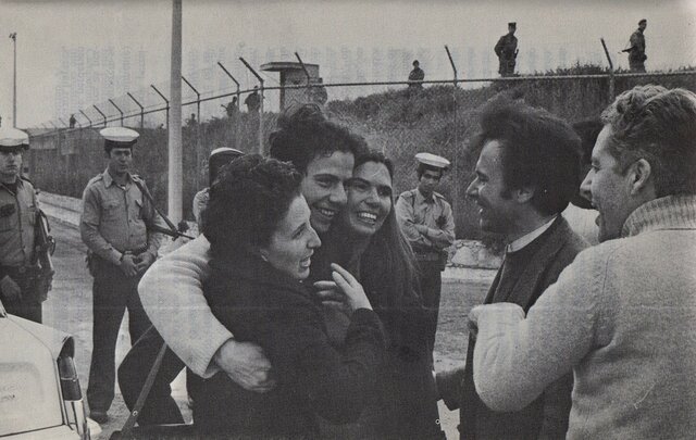 Revolução de abril   - o dia seguinte