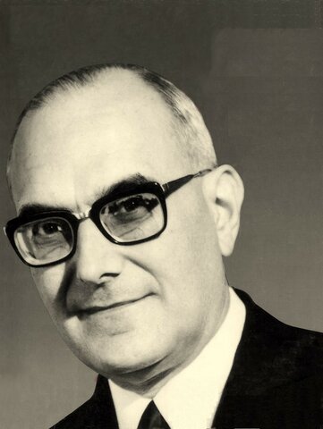 Marcello Caetano substitui Salazar