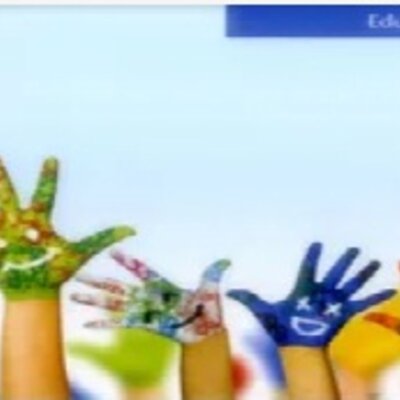 Timeline: VOLVER AL PASADO - TEORÍAS Y ENFOQUES PEDAGÓGICOS DE LA ESCUELA