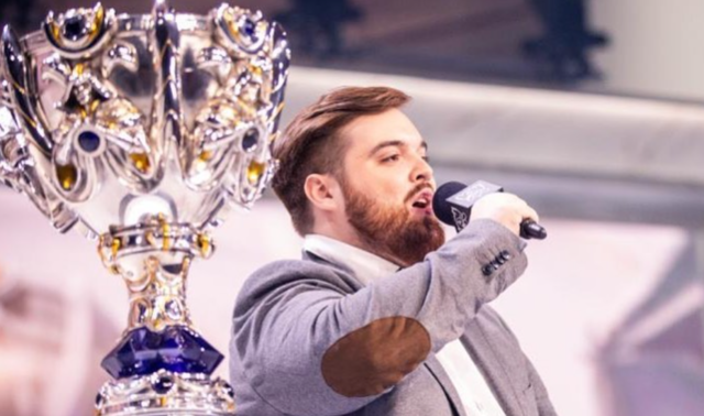 From 2015 to 2018, Llanos received the Golden Goblin for best caster