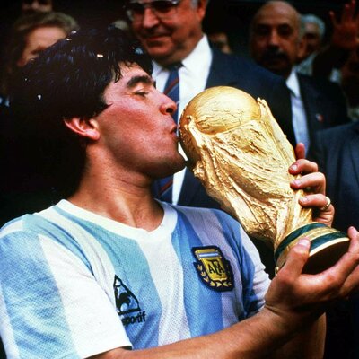 Timeline: Diego Maradona Biografia