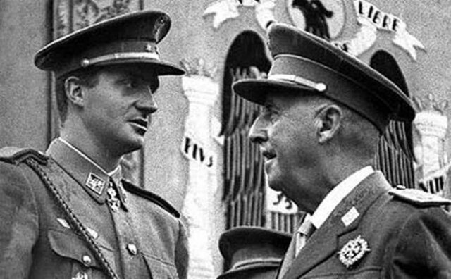 La Succeció Espanyola (https://es.wikipedia.org/wiki/Ley_de_Sucesi%C3%B3n_en_la_Jefatura_del_Estado#:~:text=El%2022%20de%20julio%20de,que%20correspond%C3%ADa%20a%20su%20padre)