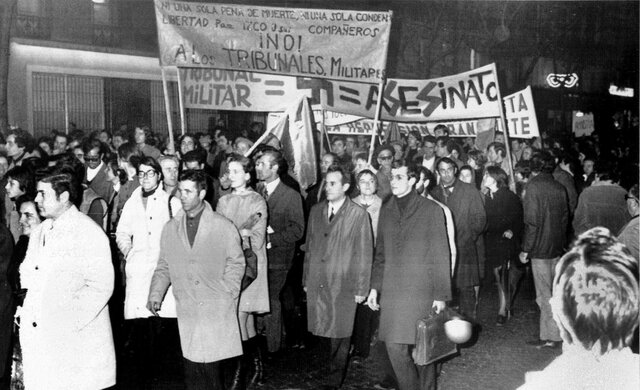 El procés de Burgos (https://www.lavanguardia.com/hemeroteca/20151229/301091804575/proceso-de-burgos-eta-franquismo-penas-de-muerte-indultos.html)