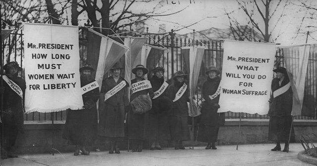 First ‘Silent Sentinel’ protest