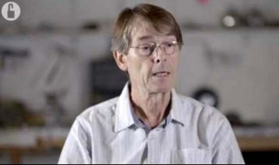 Pro-vaccine expert Dr. Michael Yeadon, former VP and CSO for Pfizer, warns of COVID vaccine dangers.