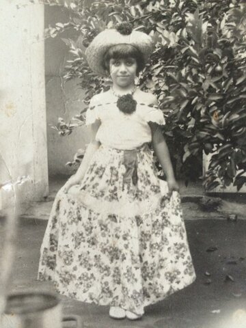 Nacimiento de mi abuela Gloria Tarazi Z"L