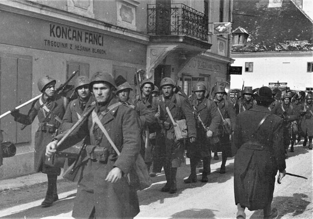 Yugoslavia es atacada