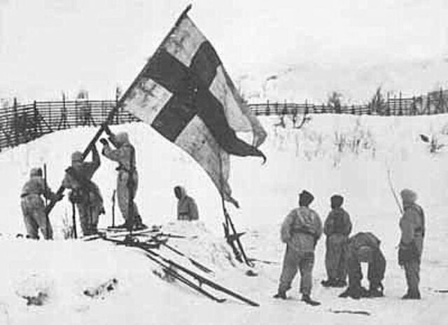 Finlandia ingresa a la guerra contra USSR