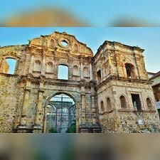 Fundación de la Universidad