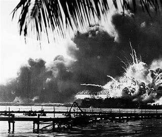 Japón atacó Pearl Harbor.