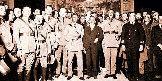 El tercer militarismo