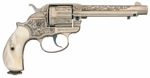 T.J, Melvin, and R.W get the pistol