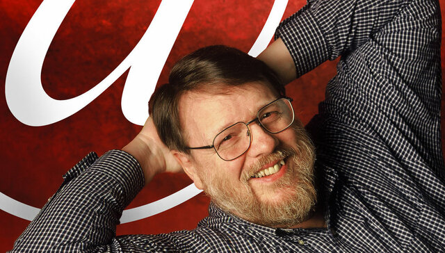 Ray Tomlinson sends the worlds first email