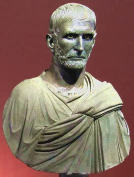 Erroma, Luzio Junio Bruto