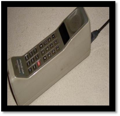 1973: Teléfono Móvil