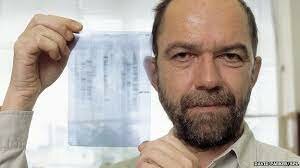 Segmentos de ADN hipervariables como "huellas genéticas". Alec John Jeffreys (1950)