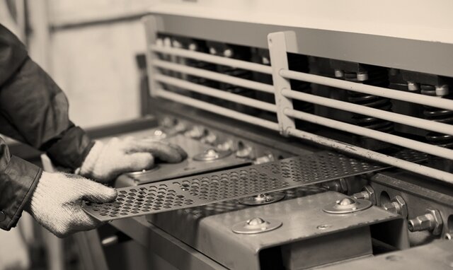 RESGUARDOS DE MÁQUINAS