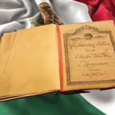 Timeline: Desarrollo y consolidación de la Constitución mexicana