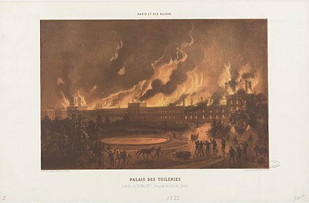 Communards set fire to the Palais des Tuileries