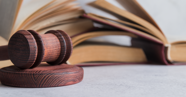 Dictamen de Decretos