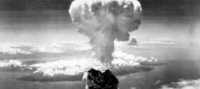 American drops Atom Bomb on Japan