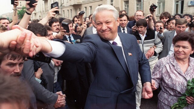 Boris Yeltsin es elegido presidente de Rusia