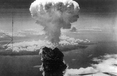 Lanzamientos de las bomba atomica de Hiroshima y Nagasaki.